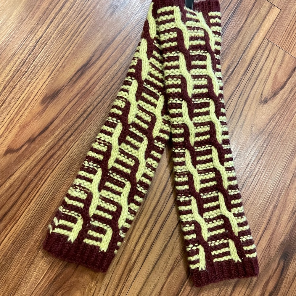 Free People knit arm warmers (NWOT)